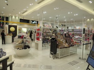 Ainz & Tulpe Flagship Shinjuku (15) - ground floor