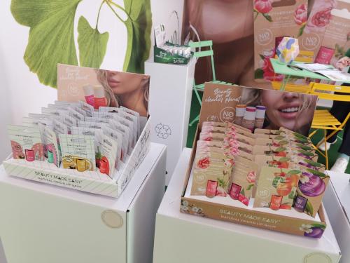 Beauty Made Easy (1)