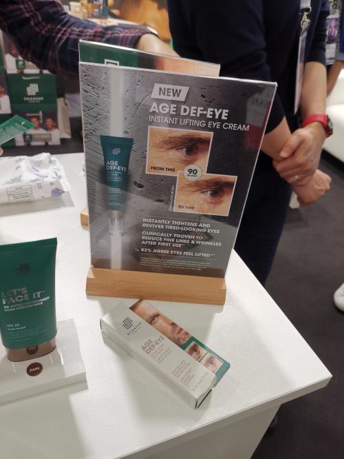 Shakeup Cosmetics (2)